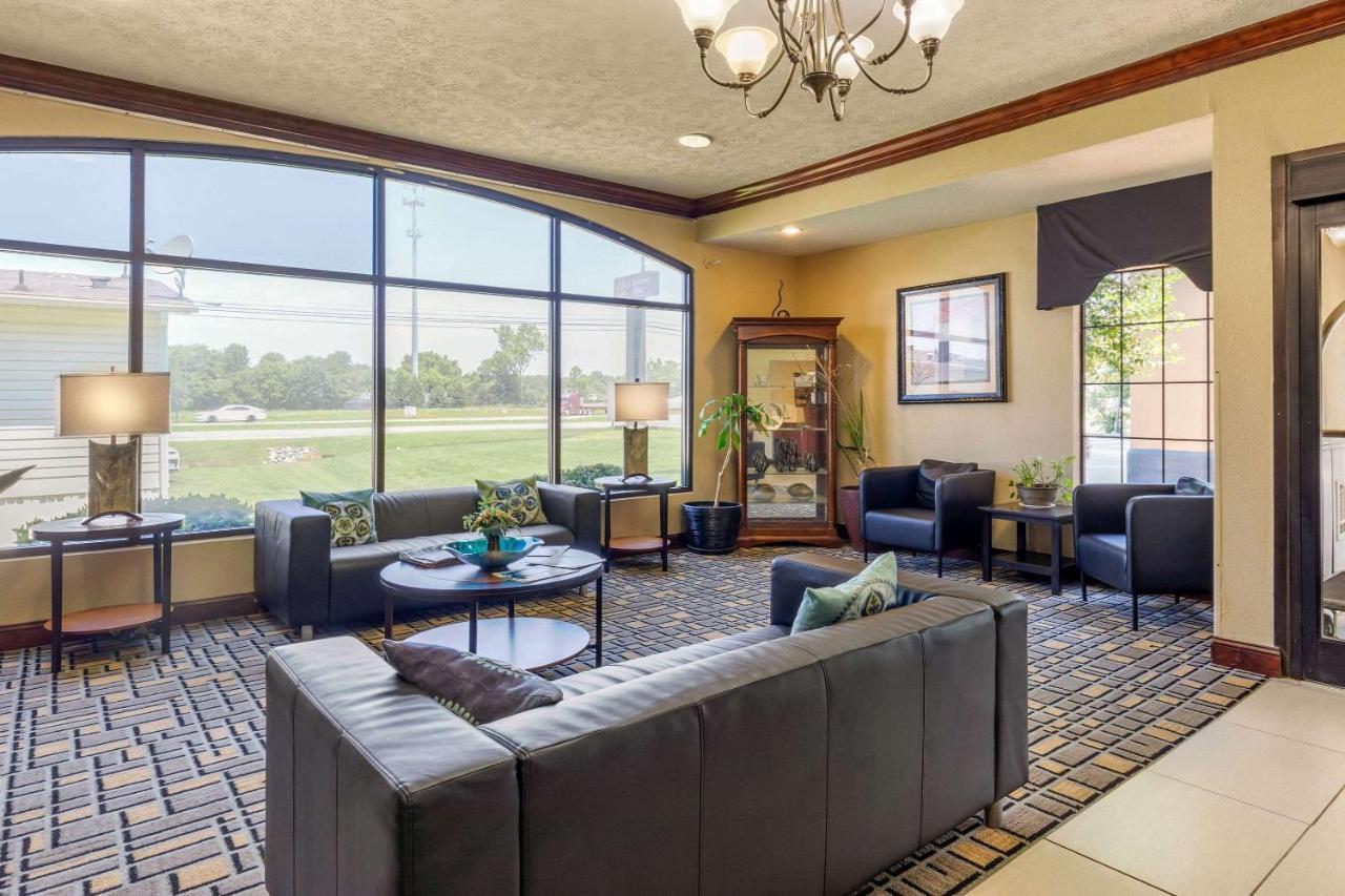 Clarion Pointe South Boston-Danville East Esterno foto