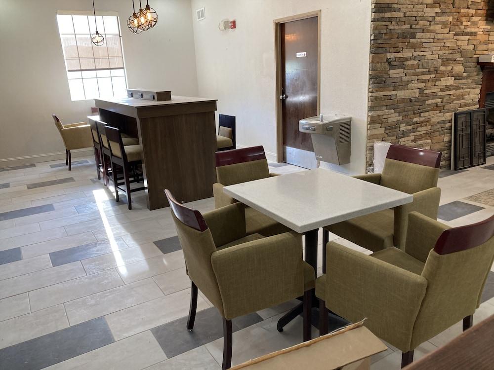 Clarion Pointe South Boston-Danville East Esterno foto