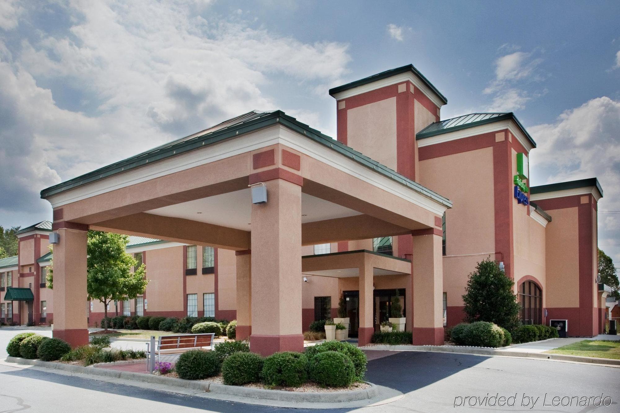 Clarion Pointe South Boston-Danville East Esterno foto